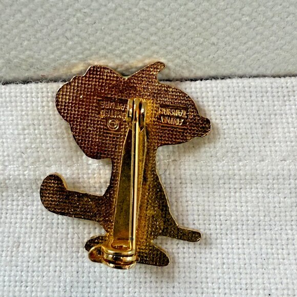 Vintage Peanuts Snoopy Collectible Enamel Lapel Pin Golf 1.5" - Picture 3 of 3